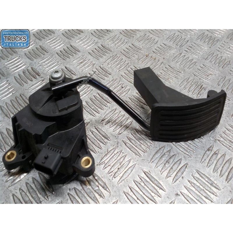 NISSAN ELETRONIC THROTTLE PEDAL  NISSAN Qashqai 2007>2010 used