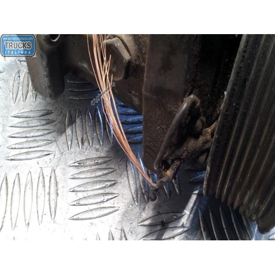 COMPRESSORE ARIA CONDIZIONATA RENAULT truck Premium 2005>2013 usato