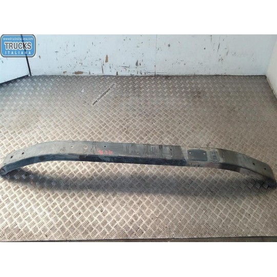 TRAVERSA ANTERIORE PARAURTO RENAULT truck Premium 2005>2013 usato