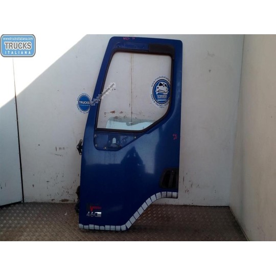 LEFT FRONT DOOR RENAULT truck Premium 2005>2013 used