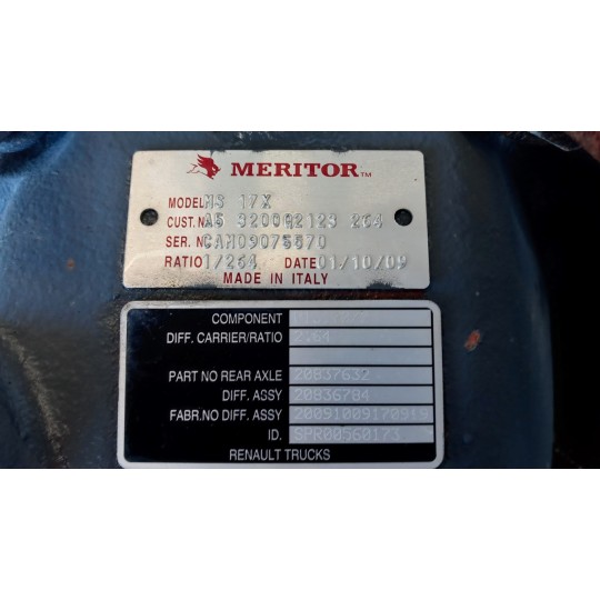 ASSALE POSTERIORE RENAULT truck Premium 2005>2013 usato