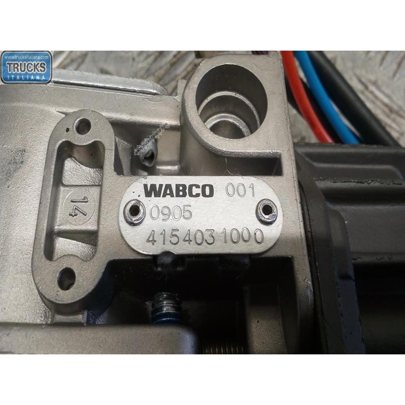 BMW POMPA LIVELLANTE SOSPENSIONI BMW Serie X5 (E53) 2003>2006 usato