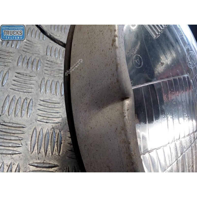 FIAT truck FARO ANTERIORE DESTRO FIAT truck 690 usato