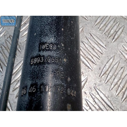 PISTONE ALZA CABINA IVECO Stralis 2007>2013 usato