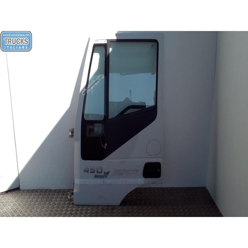 IVECO LEFT FRONT DOOR IVECO Stralis 2007>2013 used