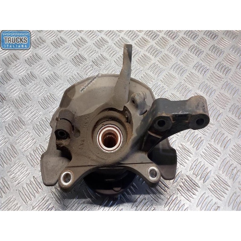 SUZUKI MONTANTE COMPLETO SINISTRO SUZUKI Swift 2005>2009 usato