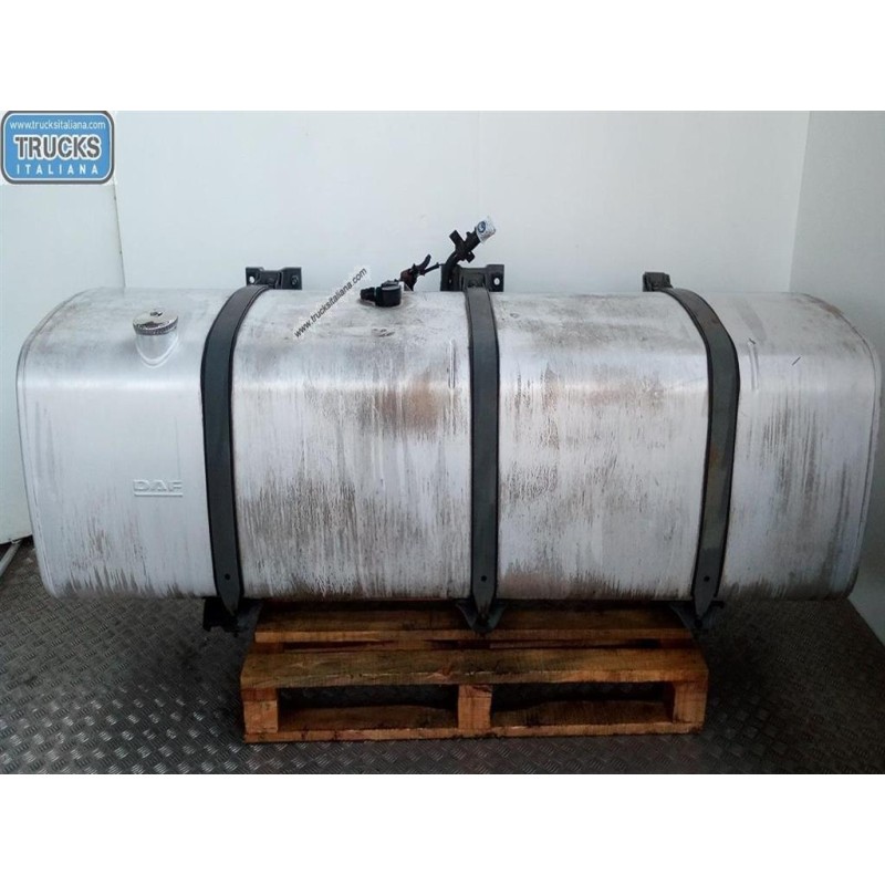 DAF SERBATOIO CARBURANTE DAF XF95 usato