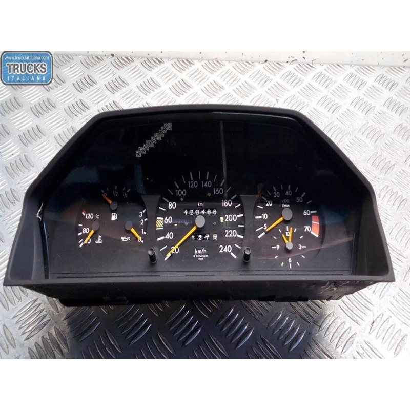 MERCEDES-BENZ QUADRO STRUMENTI MERCEDES-BENZ Classe E (W/C124) 1984>1995 usato