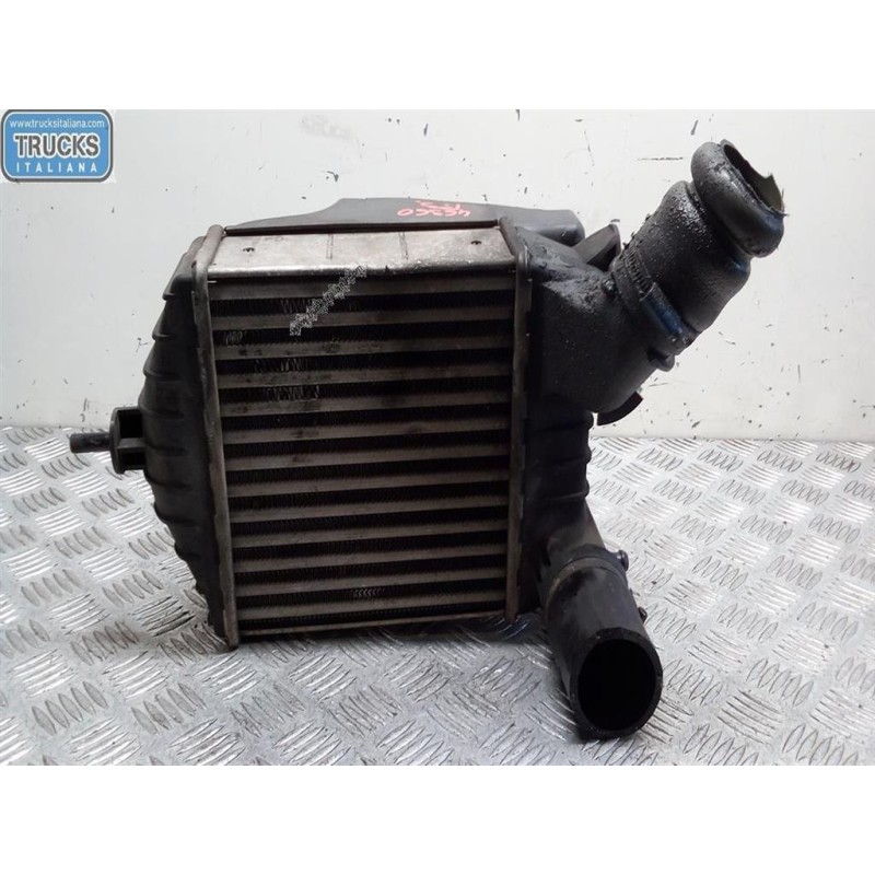 FIAT RADIATORE INTERCOOLERS FIAT Punto 2003>2010 usato