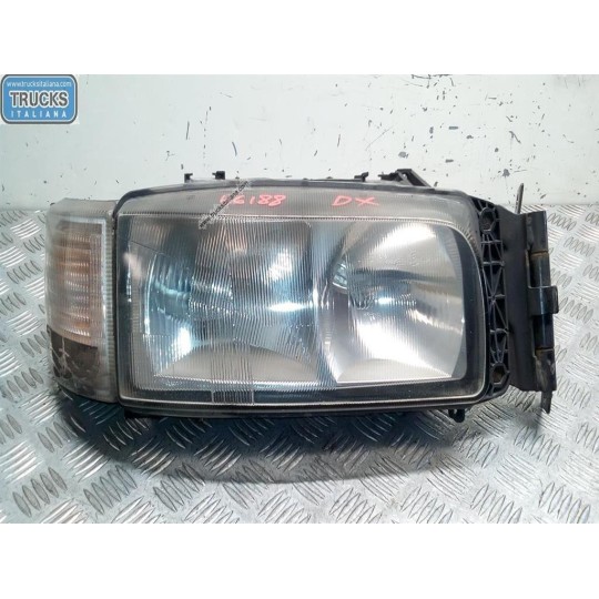 RIGHT HEADLIGHT RENAULT truck Premium 1996>2005 used