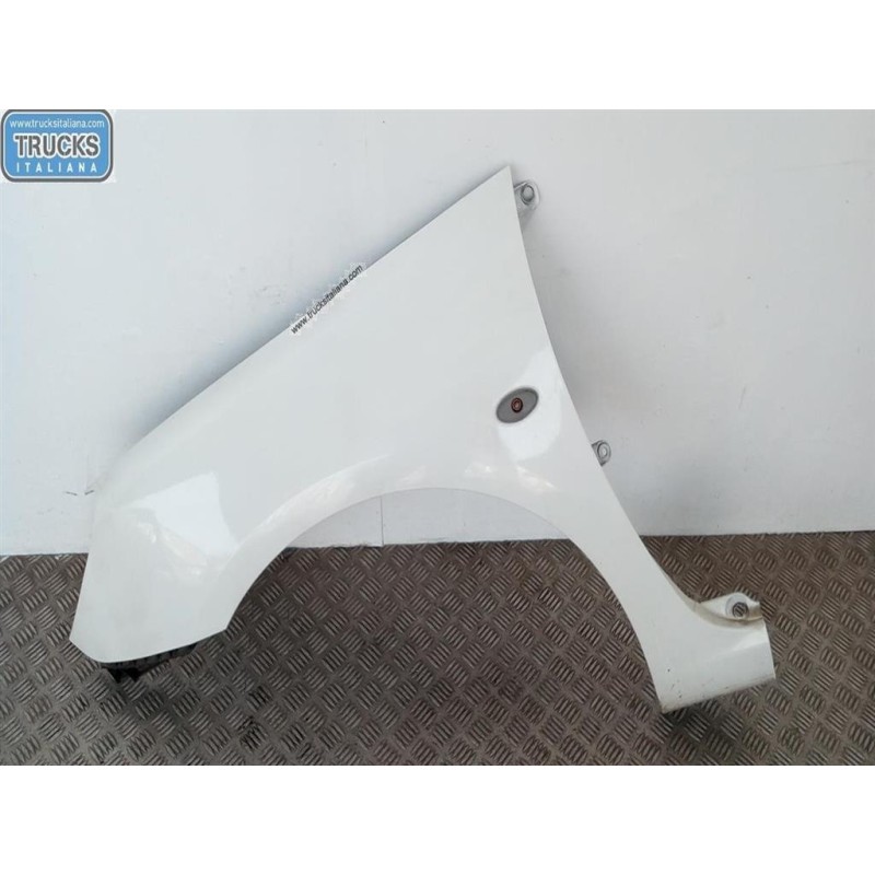PEUGEOT LEFT FRONT MUDGUARD  PEUGEOT 307 2001>2005 used