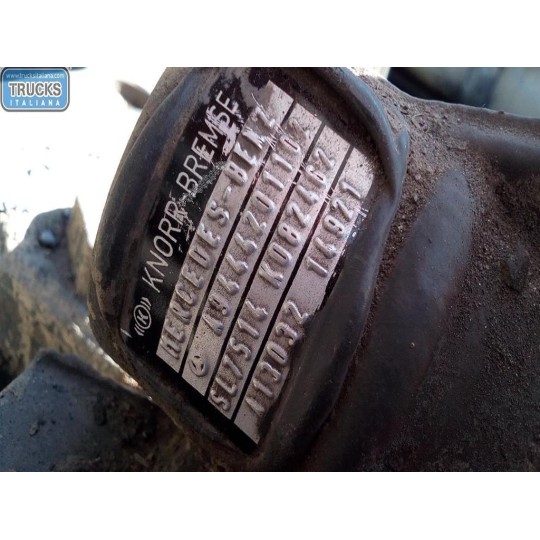 PINZA POSTERIORE DESTRA MERCEDES-BENZ truck Actros euro 5 2008>2013 usato