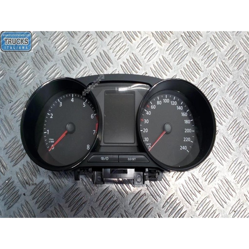VOLKSWAGEN QUADRO STRUMENTI VOLKSWAGEN Polo 2014>2017 usato