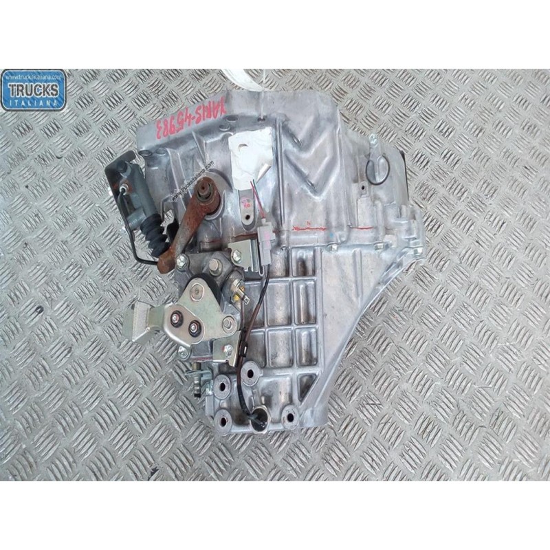 TOYOTA CAMBIO TOYOTA Yaris 2005>2008 usato