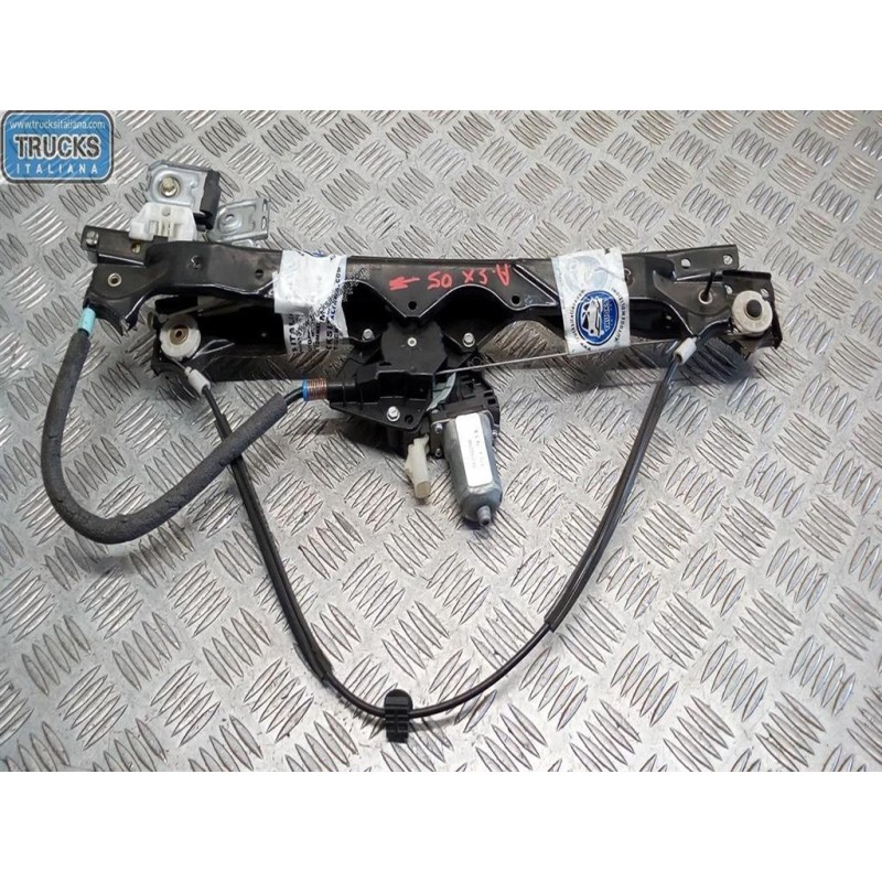 JEEP FRONT LEFT POWERED WINDOWS  JEEP Cherokee 2005>2008 used