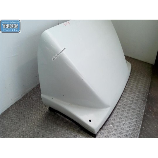 SPOILER OVER THE CABIN RENAULT van Mascott used