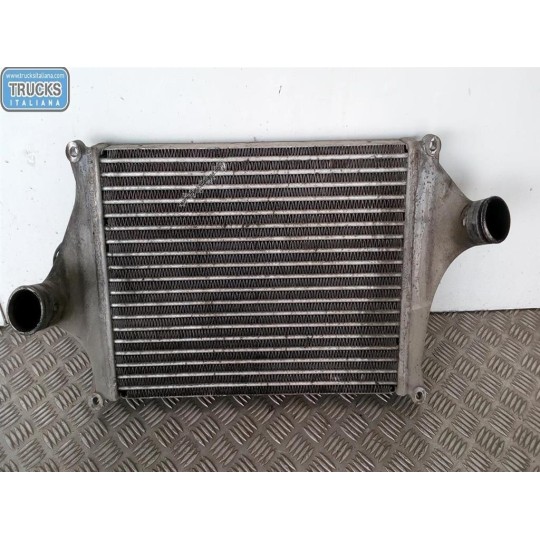 RADIATORE INTERCOOLERS MITSUBISHI Canter usato