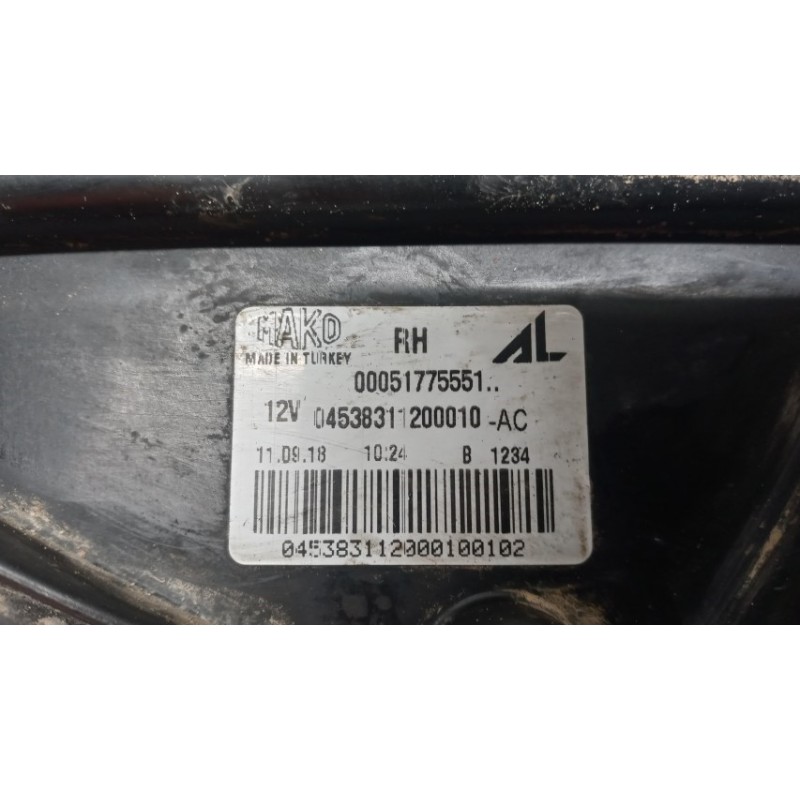 IVECO FENDINEBBIA DESTRO IVECO Daily 2012>2014 usato