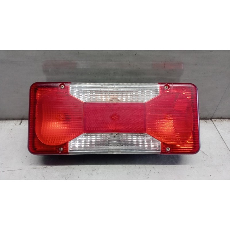 IVECO FARO POSTERIORE ESTERNO SINISTRO IVECO Daily 2012>2014 usato