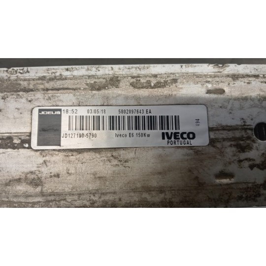 RADIATORE INTERCOOLERS IVECO Daily 2012>2014 usato