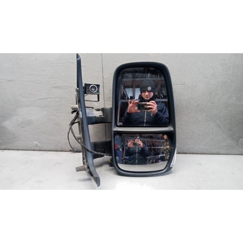 IVECO RIGHT ELETRIC REAR-VIEW MIRROR  IVECO Daily 2012>2014 used