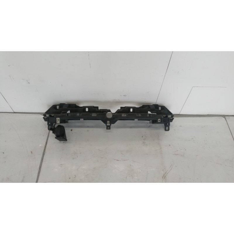 FIAT RIVESTIMENTO SUPERIORE ANTERIORE FIAT F.Punto 2012> usato