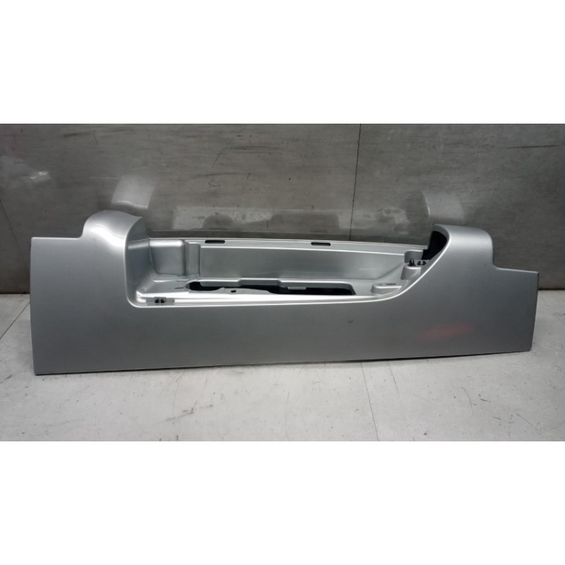 RENAULT van RIGHT HEADLIGHT SEAT RENAULT van Trafic 2019>2021 used