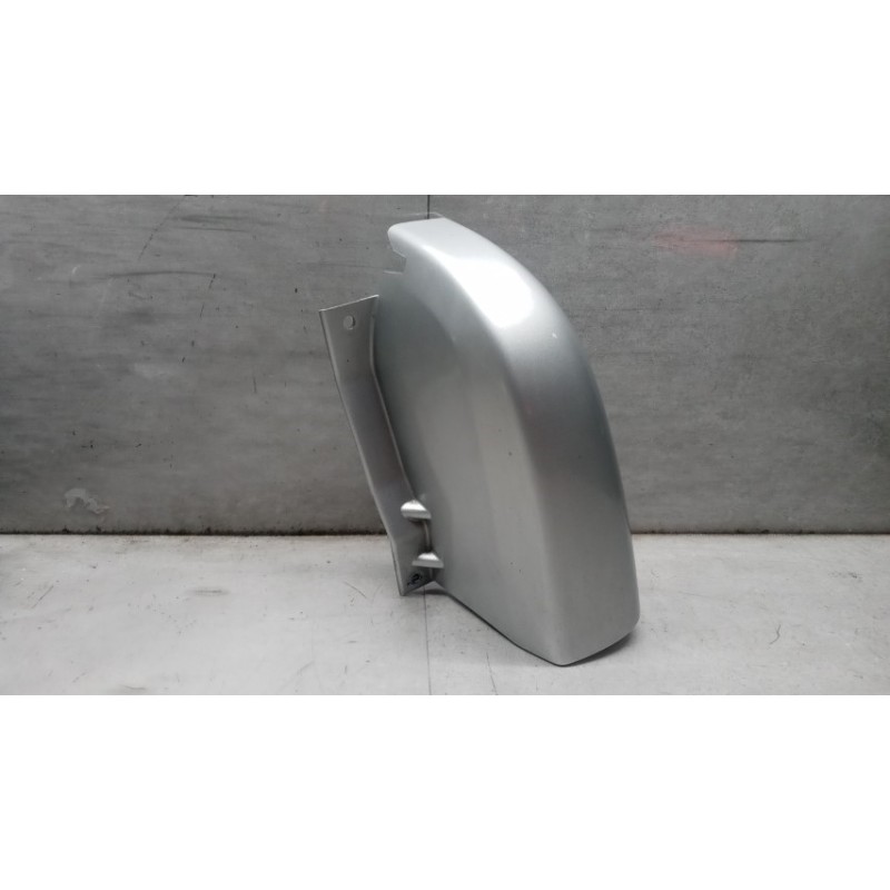 RENAULT van PLASTICHE ESTERNE VARIE RENAULT van Trafic 2019>2021 usato