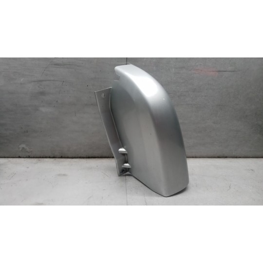 PLASTICHE ESTERNE VARIE RENAULT van Trafic 2019>2021 used