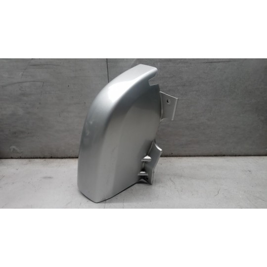 PLASTICHE ESTERNE VARIE RENAULT van Trafic 2019>2021 usato