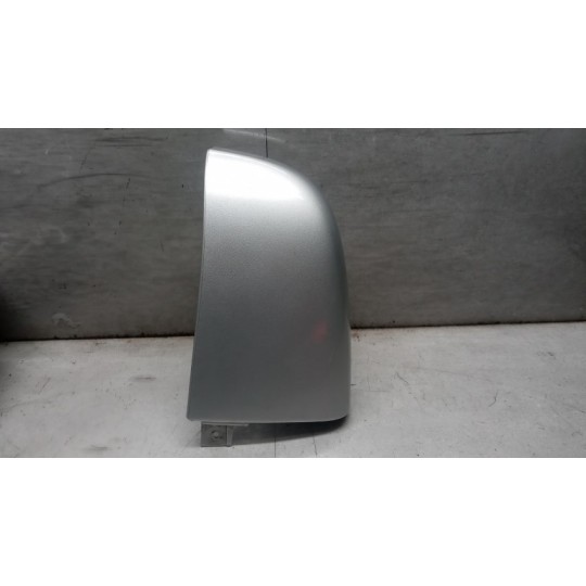 PLASTICHE ESTERNE VARIE RENAULT van Trafic 2019>2021 usato