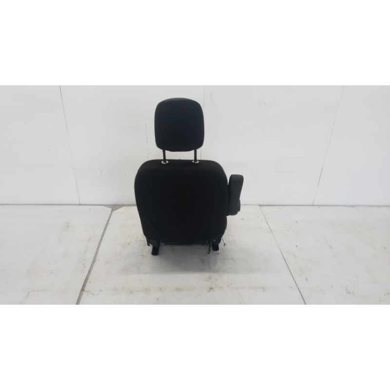 RENAULT van FRONT SEATS RENAULT van Trafic 2019>2021 used