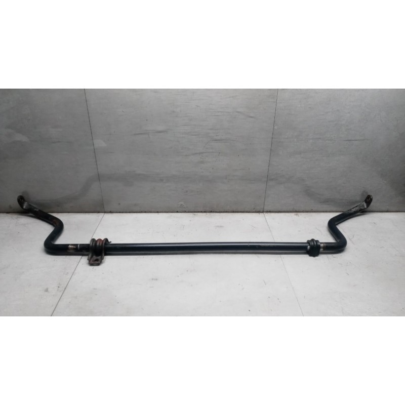 NISSAN truck BARRA STABILIZZATRICE ANTERIORE NISSAN truck Cabstar 2006> usato