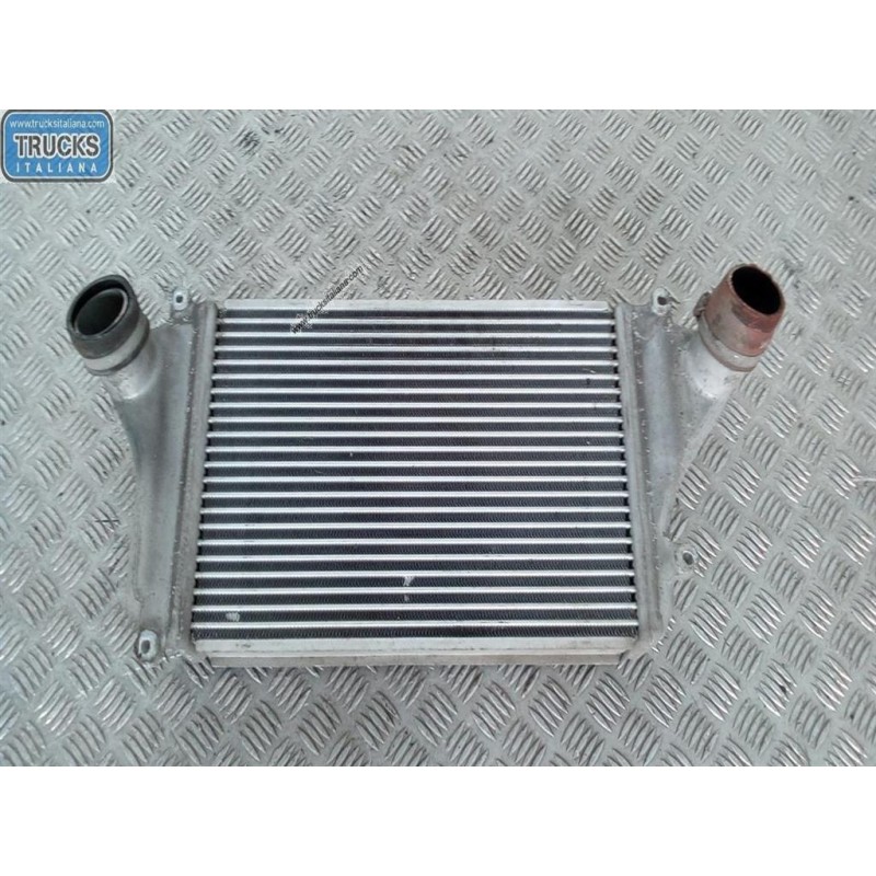 MITSUBISHI RADIATORE INTERCOOLERS MITSUBISHI Canter usato