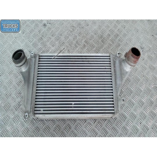 RADIATORE INTERCOOLERS MITSUBISHI Canter usato