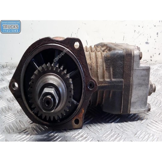 COMPRESSORE ARIA FRENI RENAULT truck Premium 1996>2005 usato