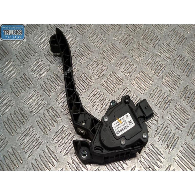 RENAULT van ELETRONIC THROTTLE PEDAL  RENAULT van Master 2014>2019 used