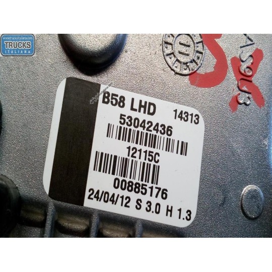 windshield wiper motor CITROEN C4 Picasso 2010>2013 used