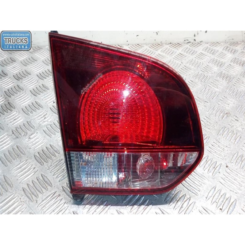 VOLKSWAGEN FARO POSTERIORE INTERNO SINISTRO VOLKSWAGEN Golf 6 2008>2012 usato