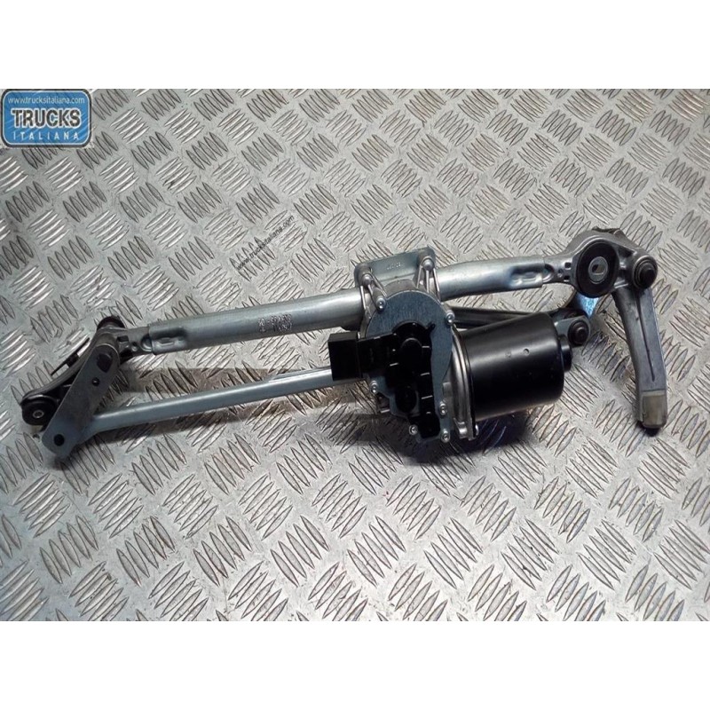 BMW windshield wiper motor BMW Serie 3 (E92) 2006> used