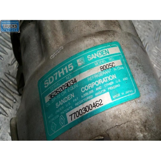 COMPRESSORE ARIA CONDIZIONATA RENAULT van Master 1998>2003 usato
