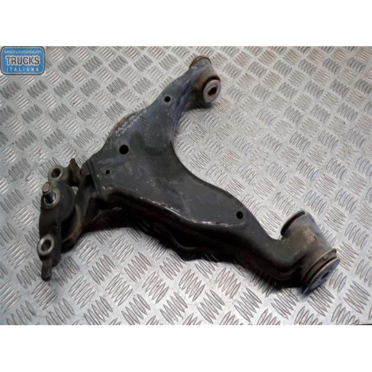CONTROL ARM FRONT LOWER RIGHT  TOYOTA Land Cruiser 120/125 used