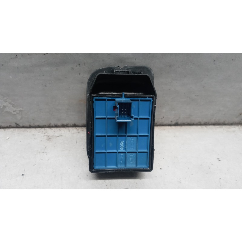 FIAT van INTERRUTTORI E PULSANTI ALZAVETRI FIAT van Fiorino 2007>2015 usato