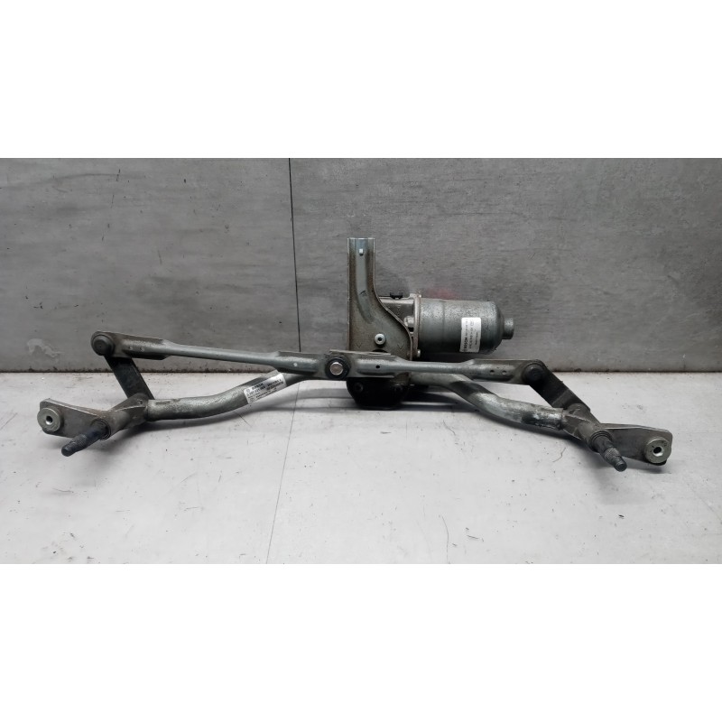 RENAULT van windshield wiper motor RENAULT van Trafic 2019>2021 used