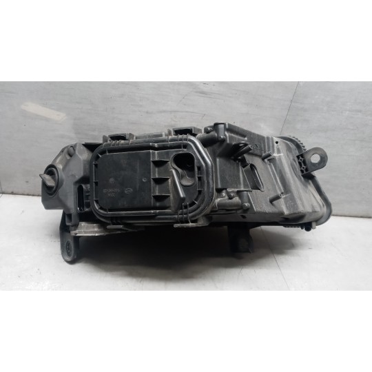 FARO ANT XENO SINISTRO AUDI A6 2004>2008 (C6) usato