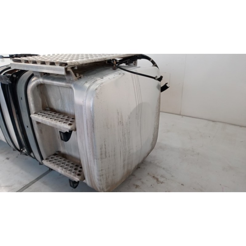 MAN SERBATOIO CARBURANTE MAN TGX  usato