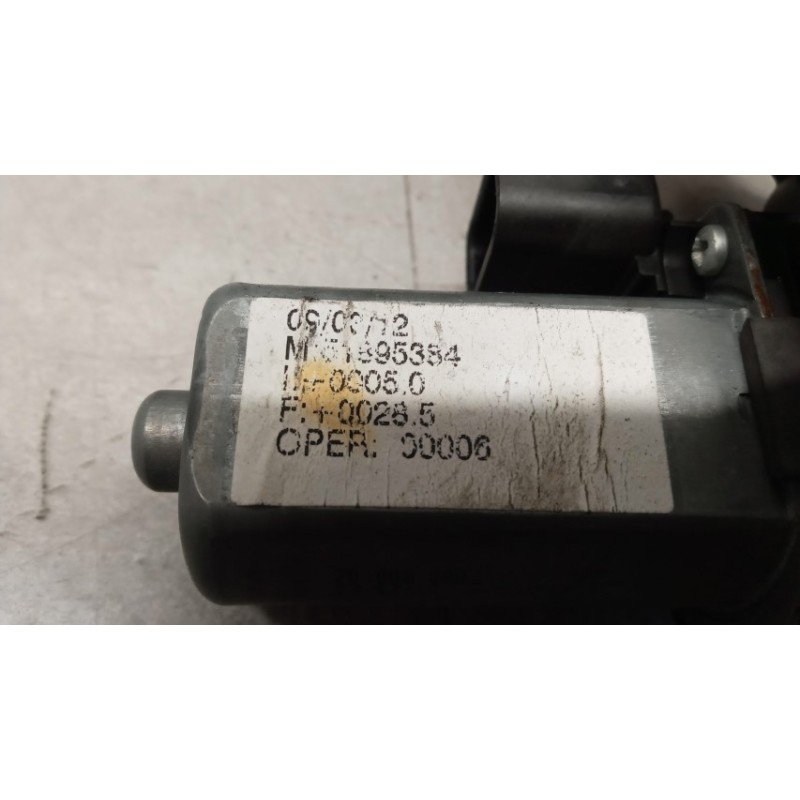 FIAT FRONT RIGHT POWERED WINDOWS  FIAT F.Punto 2012> used