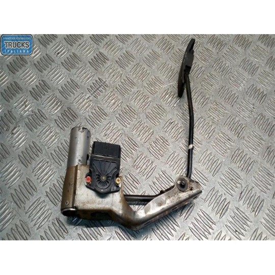 PEDALE ACCELERAZIONE ELETTRONICO MITSUBISHI Pajero 2000>2002 (V60) usato