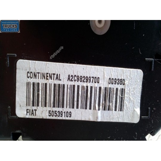 QUADRO STRUMENTI ALFA ROMEO Giulietta 2010>2016 usato