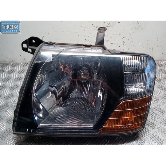 FARO ANTERIORE SINISTRO MITSUBISHI Pajero 2000>2002 (V60) usato